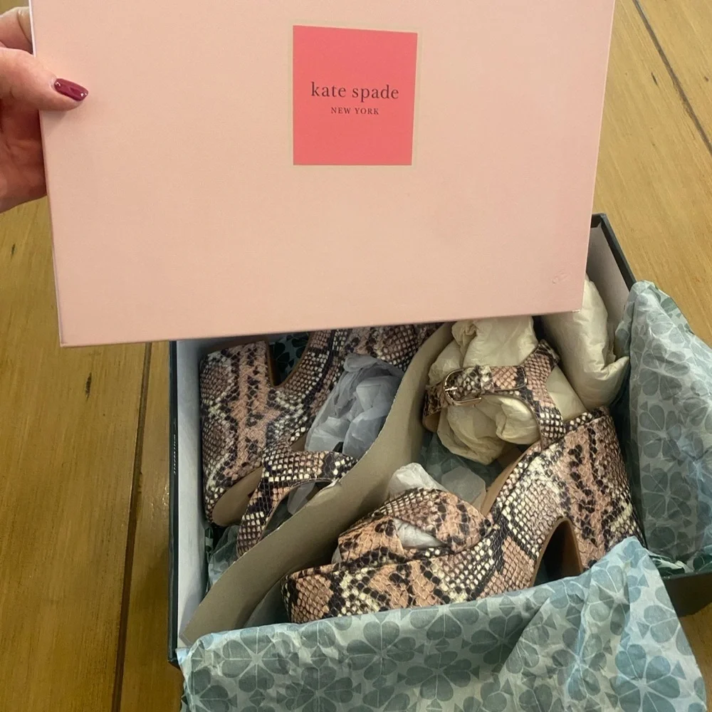 Kate Spade Women’s Snakeprint Platform Grace New in Box size 10